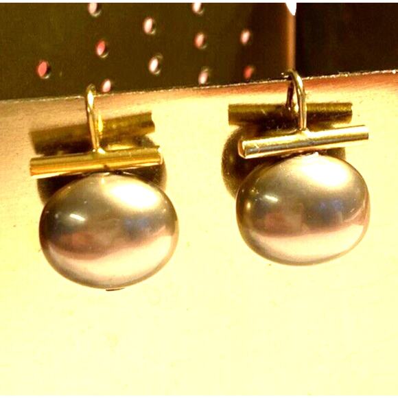 Elegant Pierced Earrings Gold Tone & Faux Smoky Pearl Drops Mod Artisan Look - Picture 5 of 5